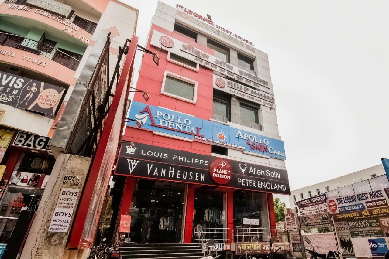 Oyo 45609 The Legend Inn Deluxe Danapur Extérieur photo